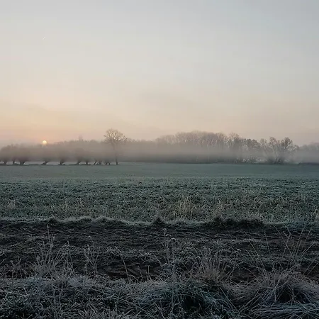 Experience Nature In A Rural Riverside Σπίτι διακοπών Paretz