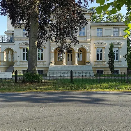 بيت للعطل Experience Nature In A Rural Riverside